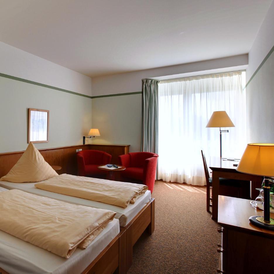 Landsitz Hotel Templin Buitenkant foto